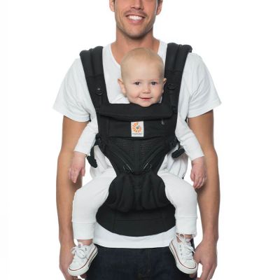 Ergobaby Omni 360 Cool Air Mesh Baby Carrier Onyx Black used by man to forward face carry baby
