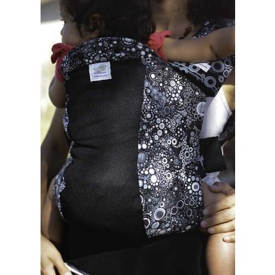 Kinderpack Monochrome Bubbles Carrier with Koolnit used to front carry a toddler