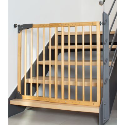 Reer T-Gate Twin Fix Gate, Active Lock, Wood as pressure mounted fence on stairs