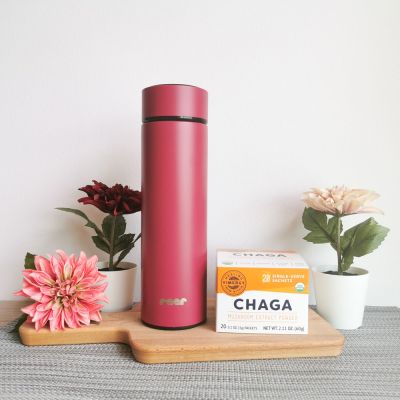 Vimergy Chaga Tea Christmas Gift Set with Berry Red Reer ColourDesign Stainless Steel Vacuum Bottle 450ml